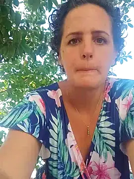 Snapshot of emiliemilf chatting on 30, 4, 2026 emiliemilf online show from 30, 4, 2026