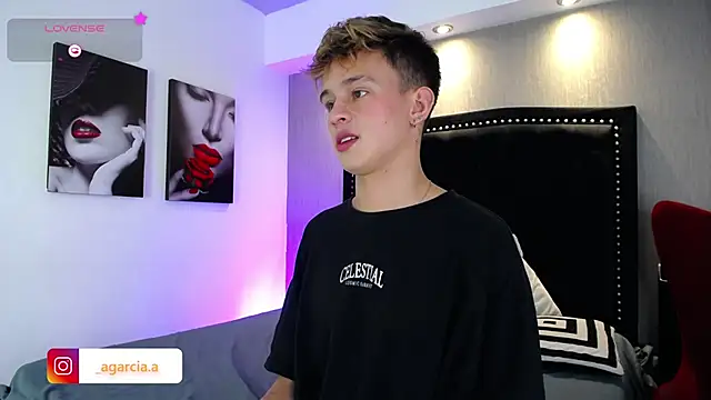 LiamWildx20 online show from 13, 2, 2026