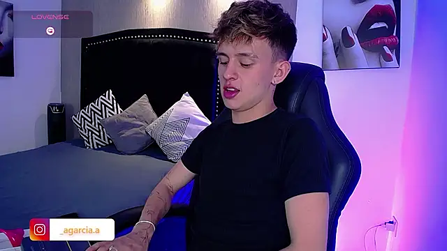 LiamWildx20 online show from 29, 3, 2026