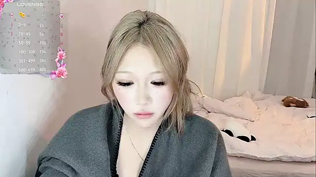 Snapshot of -monica-tina- chatting on 13, 9, 2025 -monica-tina- online show from 13, 9, 2025