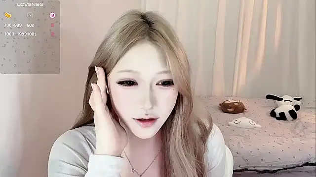 Snapshot of -monica-tina- chatting on 15, 9, 2025 -monica-tina- online show from 15, 9, 2025