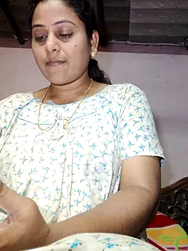 JENNIFERtamil online show from 11, 4, 2026