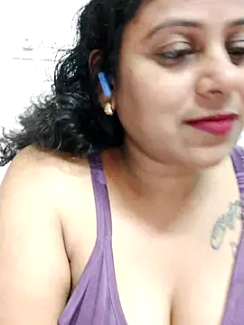 Snapshot of JENNIFERtamil chatting on 25, 7, 2026 JENNIFERtamil online show from 25, 7, 2026