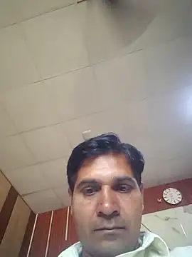 johnny8731 online show from 13, 4, 2026