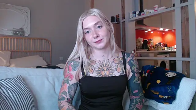 tattoobbgirl online show from 20, 3, 2025