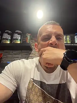Snapshot of trainwithme chatting on 21, 5, 2026 trainwithme online show from 21, 5, 2026