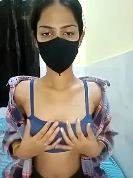 LOVE BUG1 online show from 20, 3, 2025