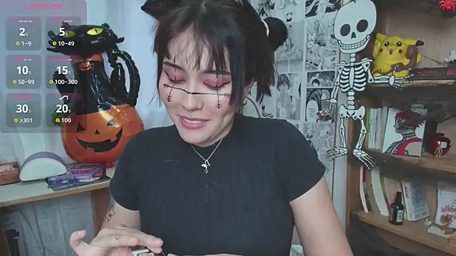 MitsuChan  online show from 27, 10, 2025