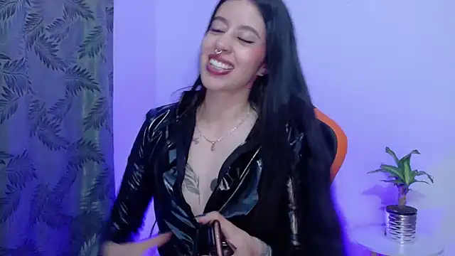 Snapshot of Misscarolsph chatting on 11, 7, 2026 Misscarolsph online show from 11, 7, 2026