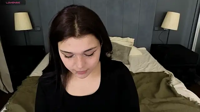 Snapshot of SHERI_BELTON chatting on 25, 11, 2025 SHERI BELTON online show from 25, 11, 2025