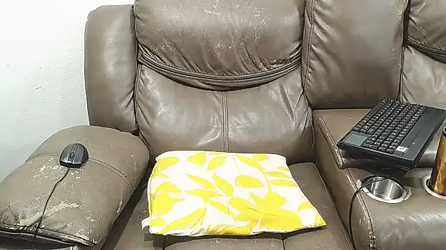 Snapshot of AriesCake chatting on 23, 2, 2026 AriesCake online show from 23, 2, 2026