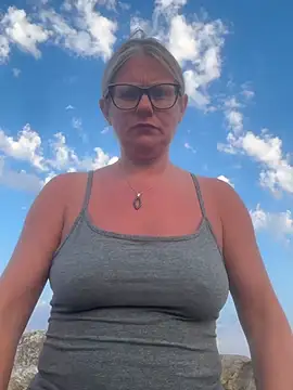 lady gloria69 online show from 20, 6, 2026