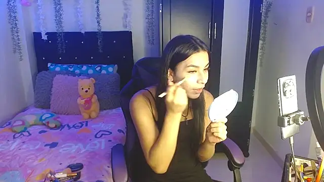 Lyaa Cute online show from 2, 2, 2026