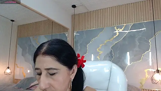 nei girl online show from 9, 3, 2026