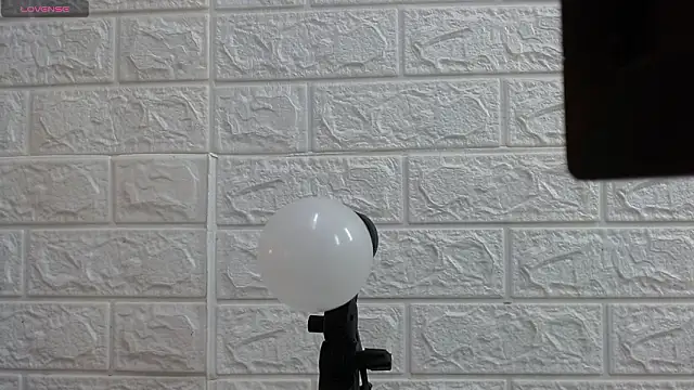 nei girl online show from 13, 3, 2026