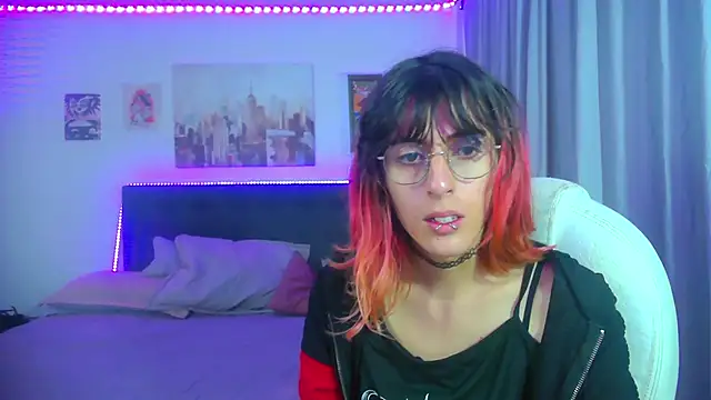 Snapshot of goth_minerva chatting on 2, 5, 2026 goth minerva online show from 2, 5, 2026