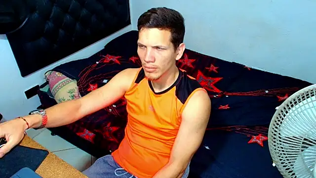Snapshot of kevinkewman chatting on 30, 4, 2026 kevinkewman online show from 30, 4, 2026