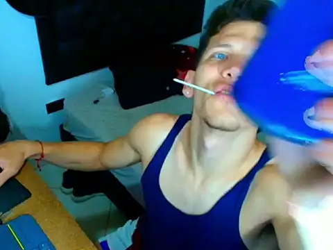 Snapshot of kevinkewman chatting on 22, 5, 2026 kevinkewman online show from 22, 5, 2026