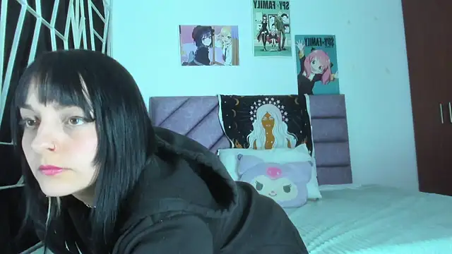 KARINNA  RAVEN online show from 12, 11, 2025