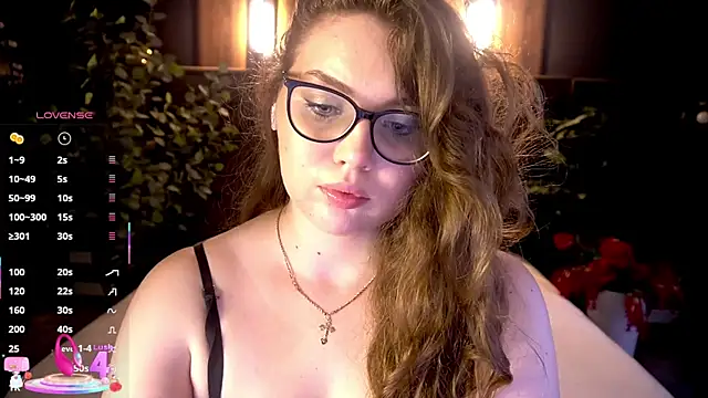 LuxSopphia online show from 9, 7, 2026