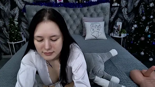 CarolineTenders online show from 23, 12, 2025