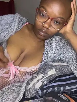 YummyMelanin117 online show from 23, 10, 2025