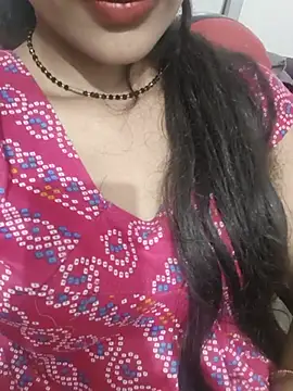 Snapshot of Eshwari_Chopra chatting on 4, 7, 2026 Eshwari Chopra online show from 4, 7, 2026