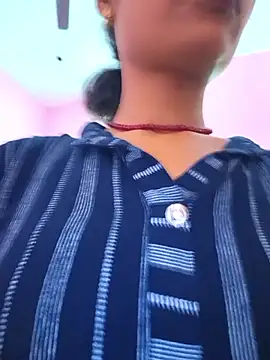 Eshna Dabral online show from 10, 9, 2025