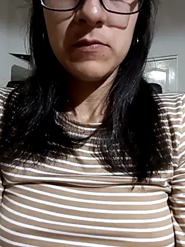 Snapshot of Camilitah chatting on 5, 10, 2025 Camilitah online show from 5, 10, 2025