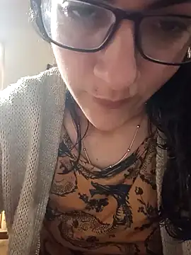 Snapshot of Camilitah chatting on 11, 10, 2025 Camilitah online show from 11, 10, 2025