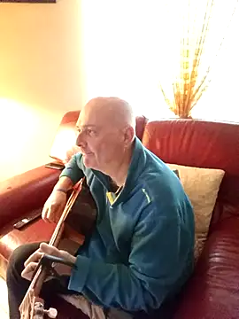 Alexis Bull online show from 18, 11, 2025