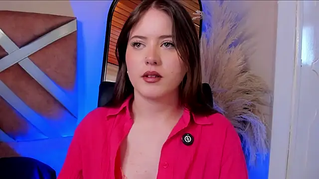 Snapshot of viol_collins__ chatting on 10, 9, 2025 viol collins online show from 10, 9, 2025