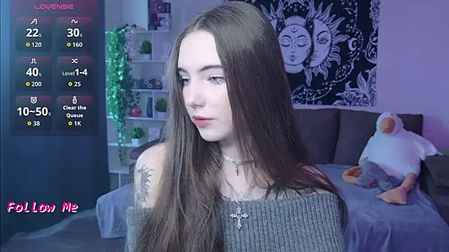 Snapshot of naugghtynikki chatting on 6, 10, 2025 naugghtynikki online show from 6, 10, 2025