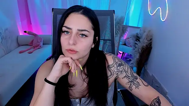 ValeriiMills online show from 12, 2, 2026