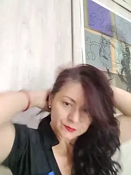 Snapshot of lunadicty chatting on 12, 5, 2026 lunadicty online show from 12, 5, 2026