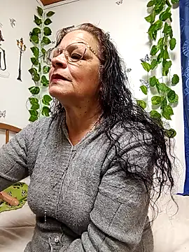 katrina perez online show from 17, 3, 2026