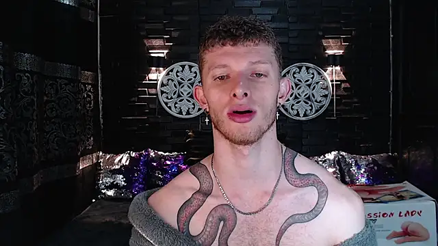 Snapshot of andrewxbi chatting on 10, 9, 2025 andrewxbi online show from 10, 9, 2025