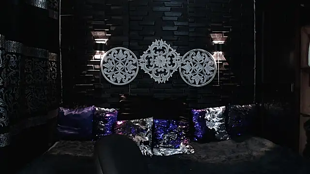 Snapshot of andrewxbi chatting on 11, 9, 2025 andrewxbi online show from 11, 9, 2025