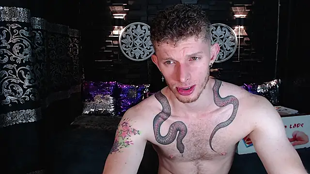 Snapshot of andrewxbi chatting on 20, 9, 2025 andrewxbi online show from 20, 9, 2025