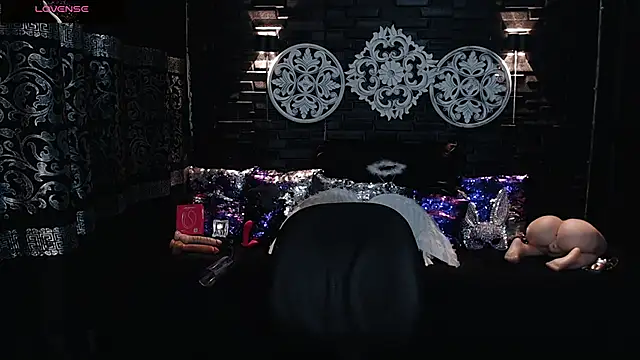 Snapshot of andrewxbi chatting on 10, 10, 2025 andrewxbi online show from 10, 10, 2025