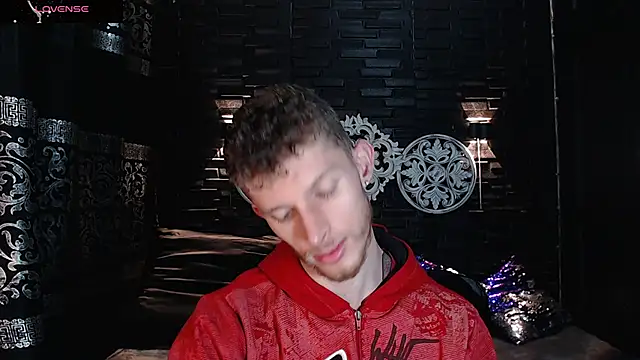 Snapshot of andrewxbi chatting on 17, 10, 2025 andrewxbi online show from 17, 10, 2025