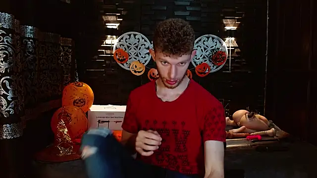 Snapshot of andrewxbi chatting on 21, 10, 2025 andrewxbi online show from 21, 10, 2025