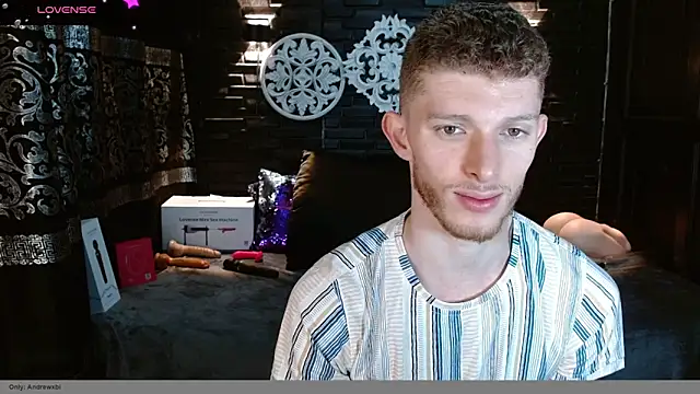 Snapshot of andrewxbi chatting on 7, 11, 2025 andrewxbi online show from 7, 11, 2025