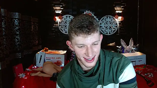 Snapshot of andrewxbi chatting on 22, 12, 2025 andrewxbi online show from 22, 12, 2025