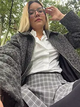 Pretty roxxyy online show from 23, 2, 2026