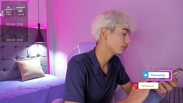 OliverTwinky online show from 14, 9, 2025