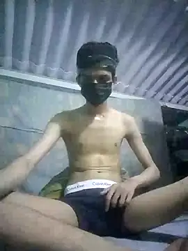 HannanKhan25 online show from 24, 10, 2025