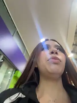 Cristina pinkk online show from 16, 4, 2026