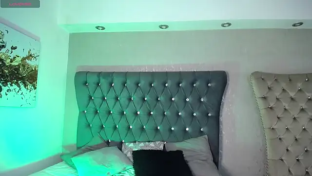 Robbin Blaze online show from 11, 4, 2026