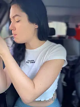 MeekyRich online show from 18, 9, 2025